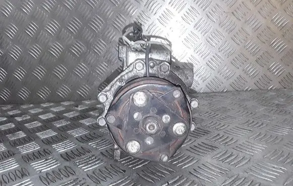 Suzuki Swift I Air conditioning (A/C) compressor (pump) 9520062ja0