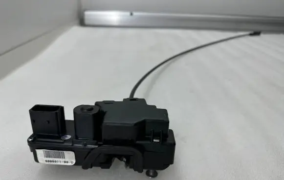 Tesla Model S Rear door lock 600891100D