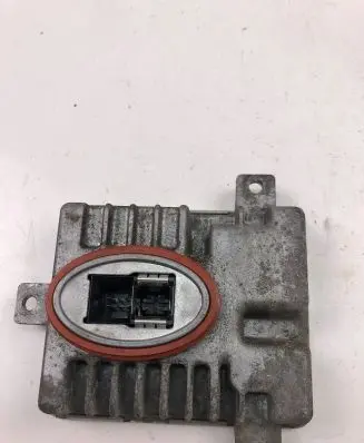 BMW 3 E90 E91 Xenon control unit/module 7237647
