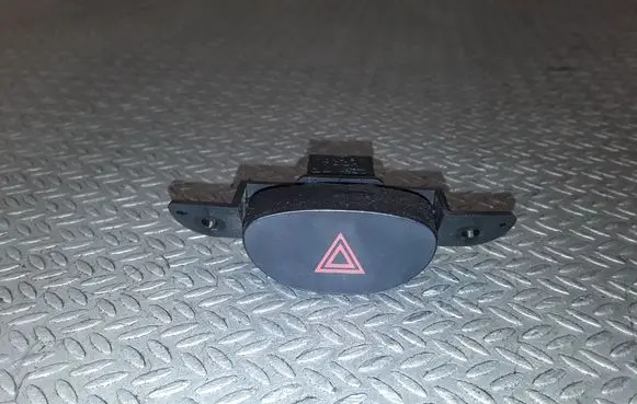 Subaru B9 Tribeca Hazard light switch