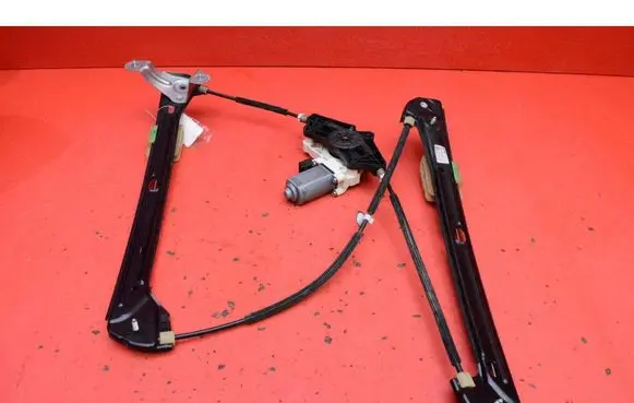 Volkswagen Golf Sportsvan Front door window regulator with motor 5G4837461H