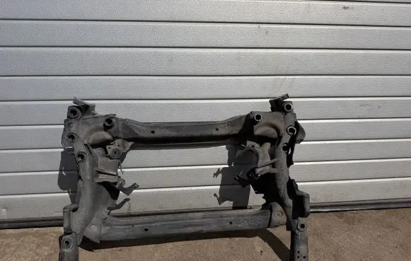 Mercedes-Benz C W205 Front subframe A2056280057
