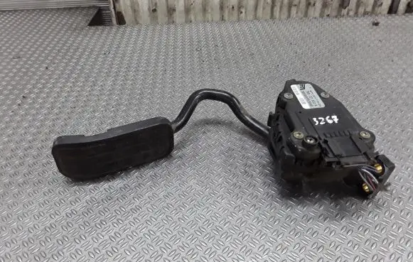 Volkswagen Sharan Accelerator throttle pedal 7M1721603A
