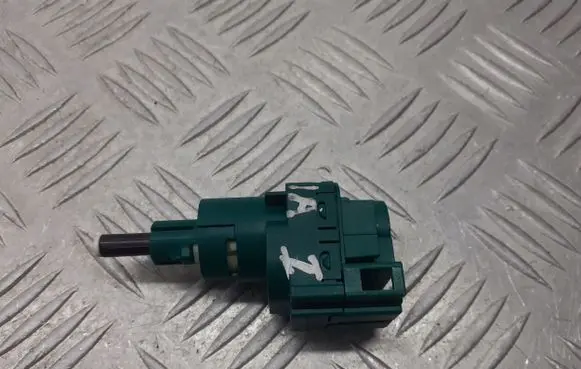 Skoda Octavia Mk1 (1U) Brake pedal sensor switch 1C0945511A