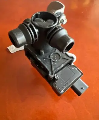 Mercedes-Benz Sprinter W907 W910 Electric auxiliary coolant/water pump A0005061300