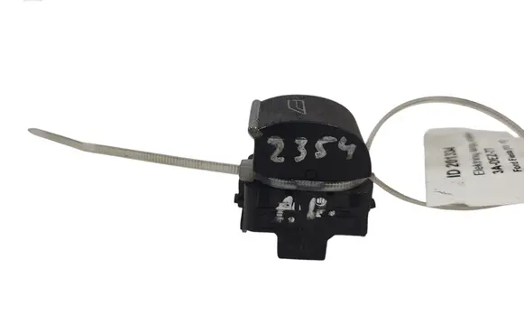 Ford Fiesta Electric window control switch 10108952