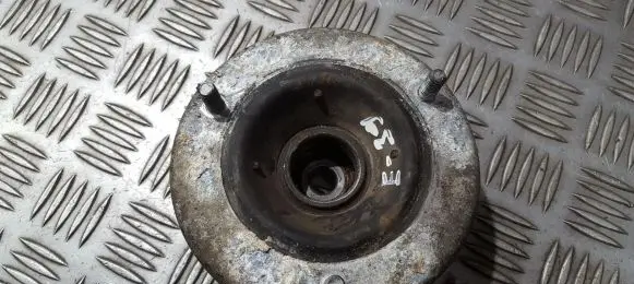 BMW 5 E39 Coil spring mount 31331091709