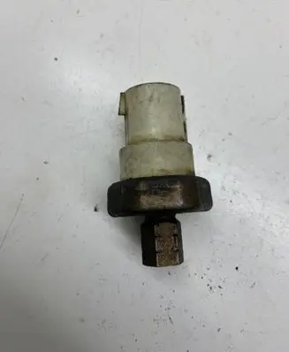 Ford Mondeo MK II Air conditioning (A/C) pressure sensor F58H19D594AA