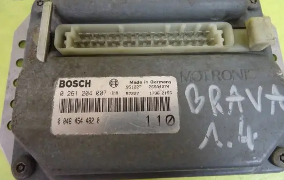 Fiat Bravo - Brava Engine control unit/module 0261204007