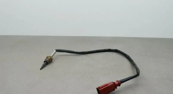 Audi A4 S4 B9 8W Oil temperature sensor 8W0906088R