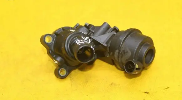 Audi A6 C7 Engine coolant pipe/hose 059121737