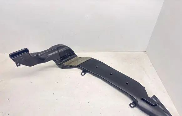 Jeep Grand Cherokee WL Cabin air duct channel 68379751AB