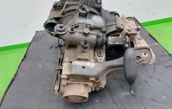 Volkswagen Caddy Manual 5 speed gearbox DGH