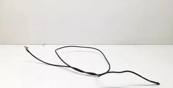 Volvo C70 Convertible roof line/pipe/hose 