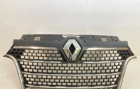 Renault Master III Front bumper upper radiator grill 623109004R