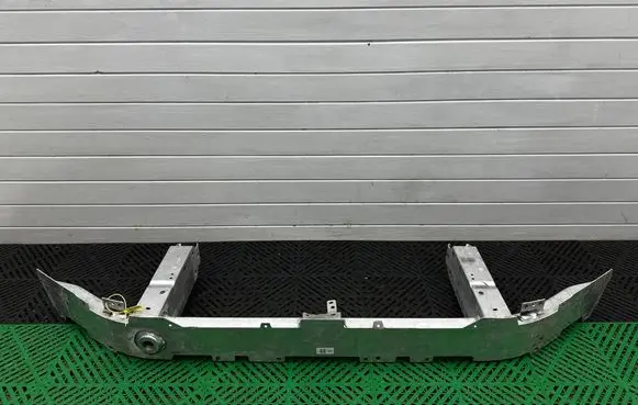 BMW 5 G60 G61 Front bumper support beam 5A02FA9
