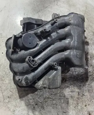 Volkswagen Golf VI Intake manifold 06A133203