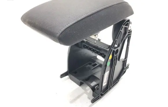 Skoda Octavia Mk3 (5E) Armrest 5E0864207