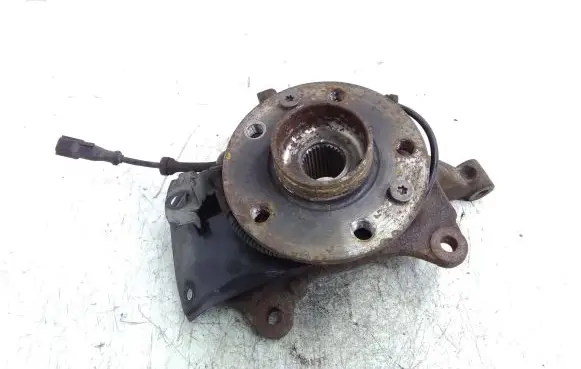 Opel Vivaro Front wheel hub spindle knuckle