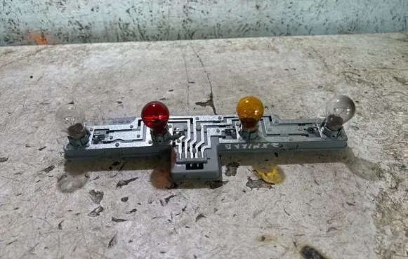 Opel Zafira B Tail light bulb cover holder 21722101