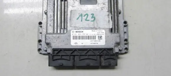 Renault Kadjar Engine control unit/module 0281033358