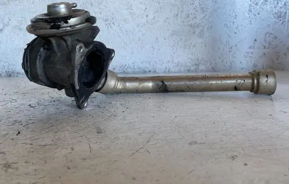 Mercedes-Benz C W204 EGR valve A6110900754