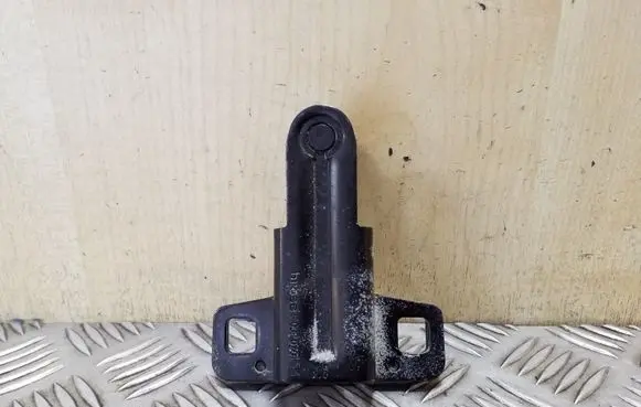 BMW X5 E53 Tailgate lock loop/hook striker 51248408956 8408956