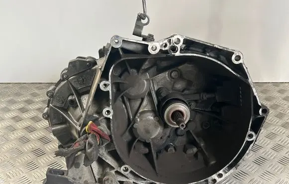Peugeot 3008 I Manual 5 speed gearbox 