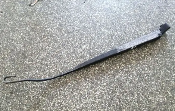 Citroen C3 Pluriel Front wiper blade arm