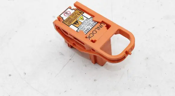 Lexus IS III XE30 Battery relay fuse 