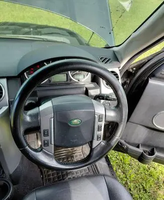 Land Rover Discovery 3 - LR3 Steering wheel