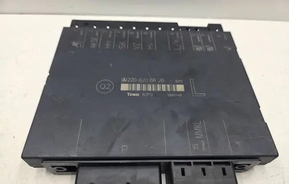 Mercedes-Benz S W220 Seat control module A2208206826 2208206826