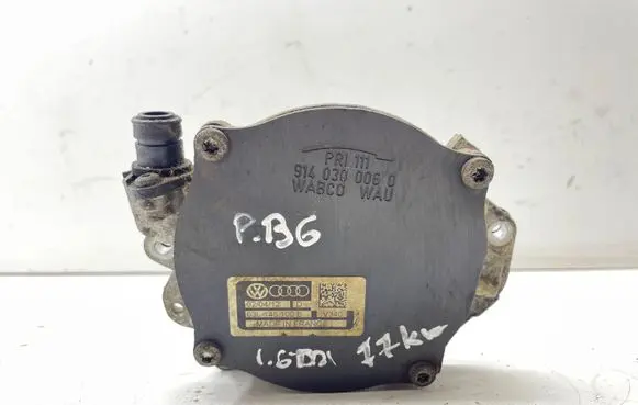 Skoda Octavia Mk2 (1Z) Vacuum pump 03L145100B