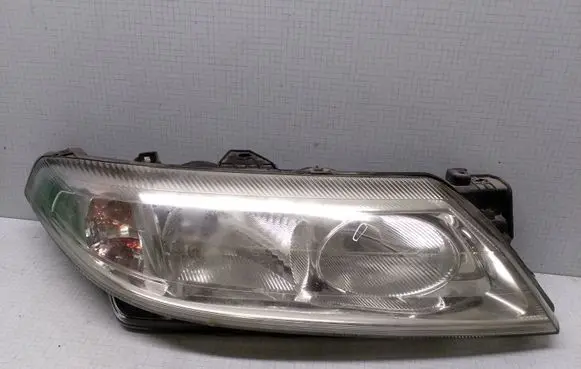 Renault Laguna II Headlight/headlamp 8200002847
