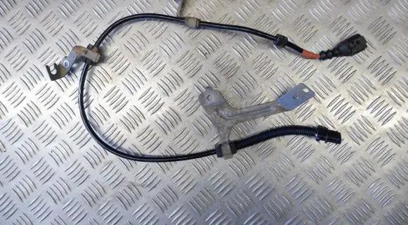 Nissan Leaf II (ZE1) Rear ABS sensor wiring 
