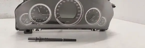 Mercedes-Benz E W212 Speedometer (instrument cluster) A2129009200 2129009200