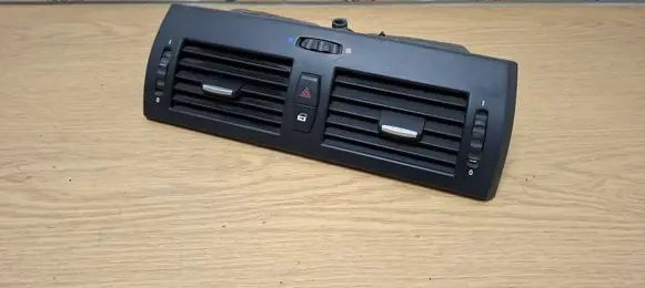 BMW X3 E83 Dash center air vent grill 3400074