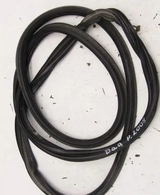 Peugeot 2008 II Trunk rubber seal (body) 1049