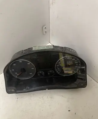 Volkswagen Golf V Speedometer (instrument cluster) 1K0920851H