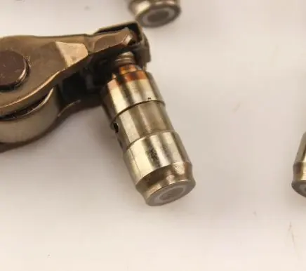 Chrysler Pacifica Valve rocker arm 