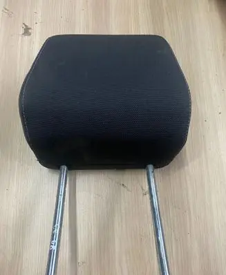 Ford Ranger Front seat headrest