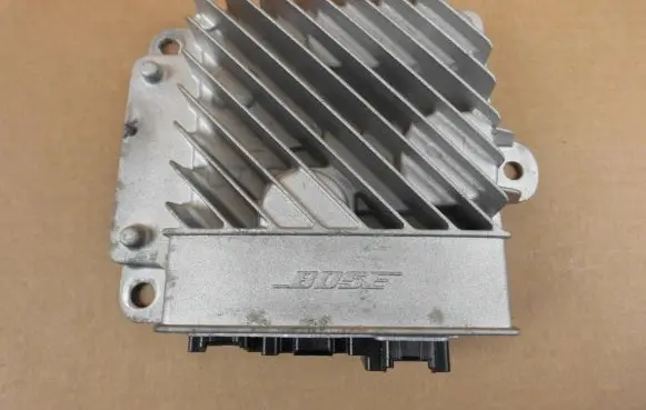 Mazda 3 III Sound amplifier BHP566A20 BHP566A2O