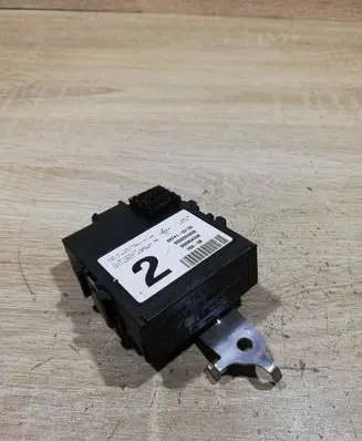 Toyota Auris 150 Door control unit/module 8974102130