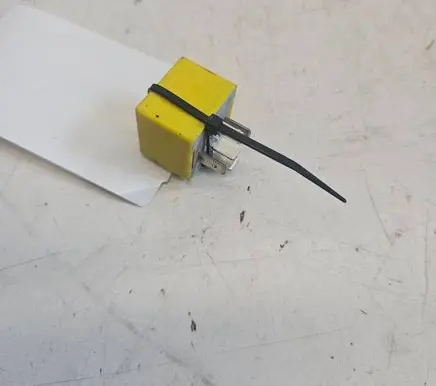 Renault Scenic I Other relay 7700844253