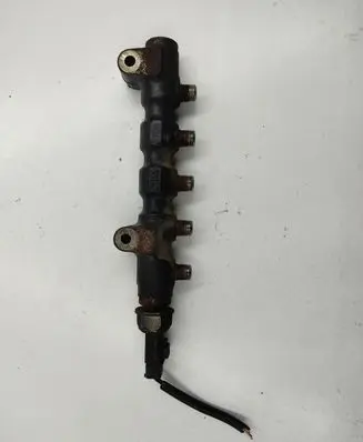 Citroen C5 Fuel main line pipe 9654590 9654592680