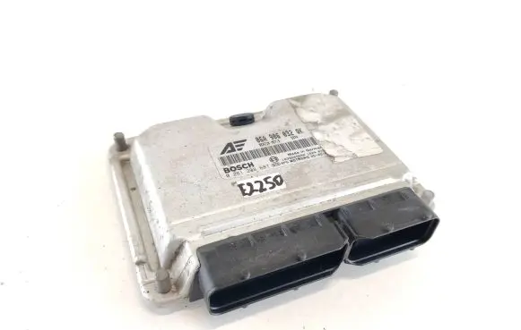 Volkswagen Sharan Engine control unit/module 06A906032QK 0261208687 1039S05660