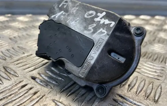 Audi A4 S4 B7 8E 8H Intake manifold valve actuator/motor 
