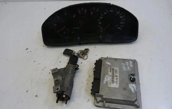 Audi A4 S4 B5 8D Engine ECU kit and lock set 0281001726