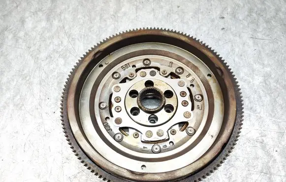 Volkswagen Transporter - Caravelle T5 Flywheel 03L105266DQ 150716642A 012295001221