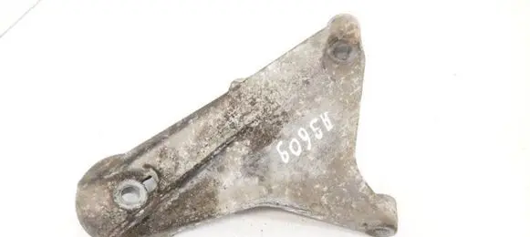 Volvo S70 V70 V70 XC Engine mounting bracket